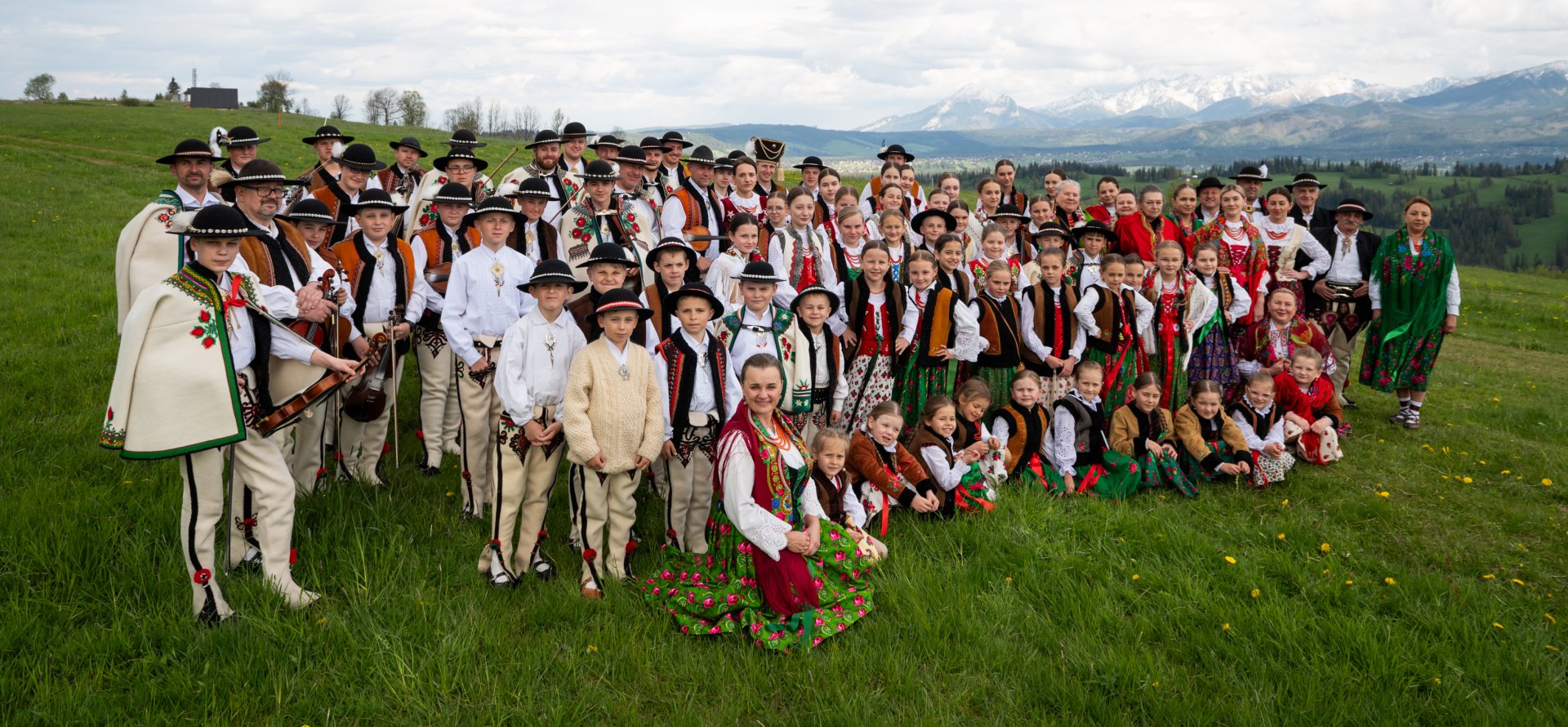 Zespół Regionalny „Zbójnicek” z Zębu, fot. Marta Ankiersztejn © NIMiT